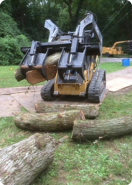 Our Simple, Responsible, and Efficient Process for Hauling Away Your Unwanted Debris